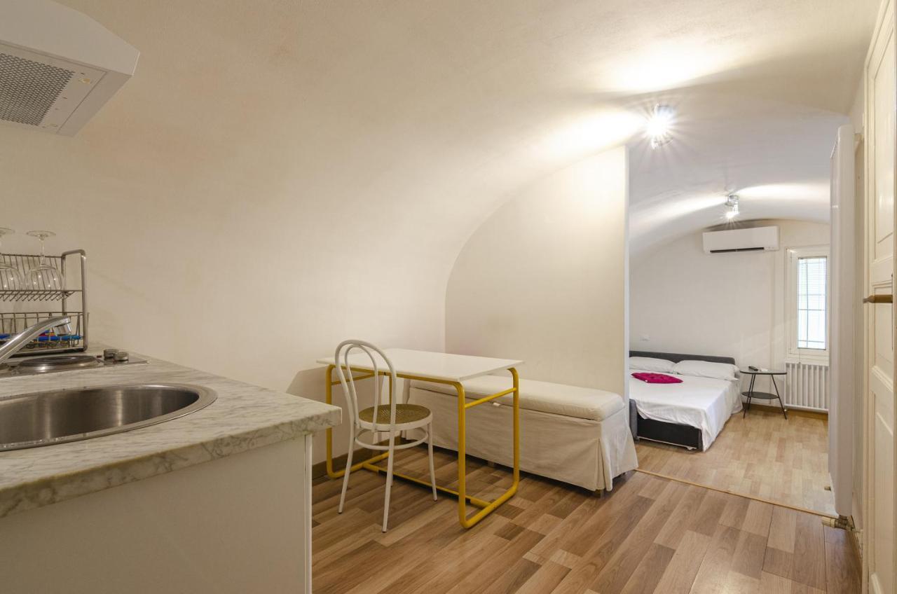 Studio Nel Cuore Della Citta' By Wonderful Italy Bolonha Exterior foto